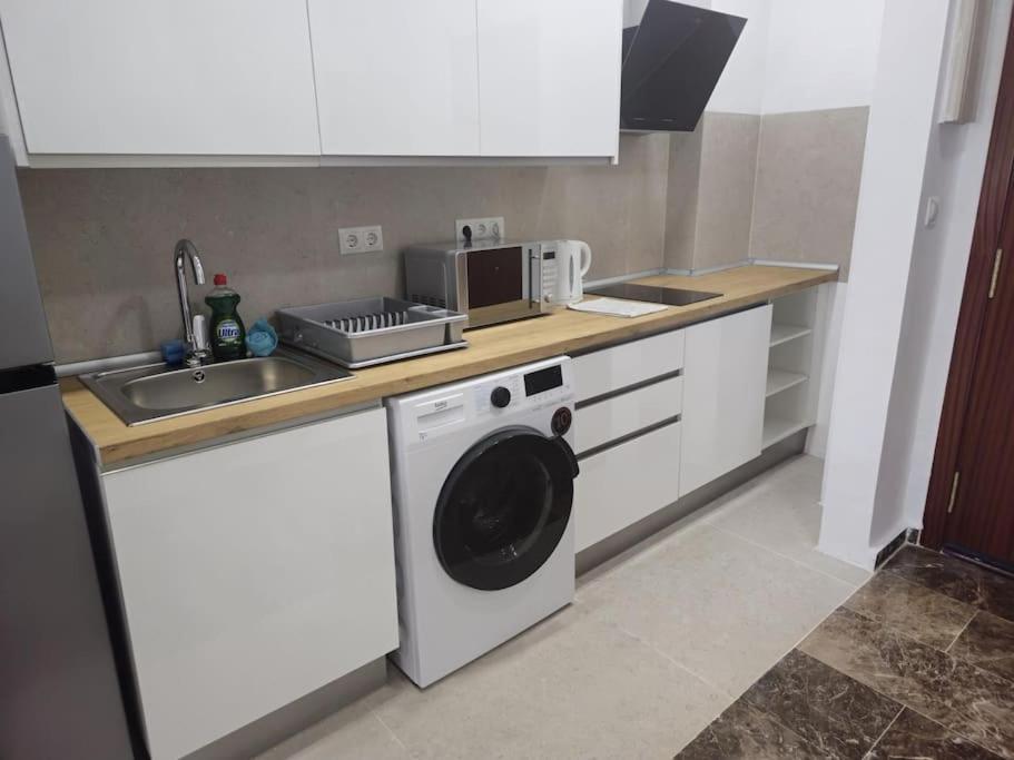 Tao City Center Apartment With Fee Wifi And Air Con By Namaste Elite Torremolinos Kültér fotó