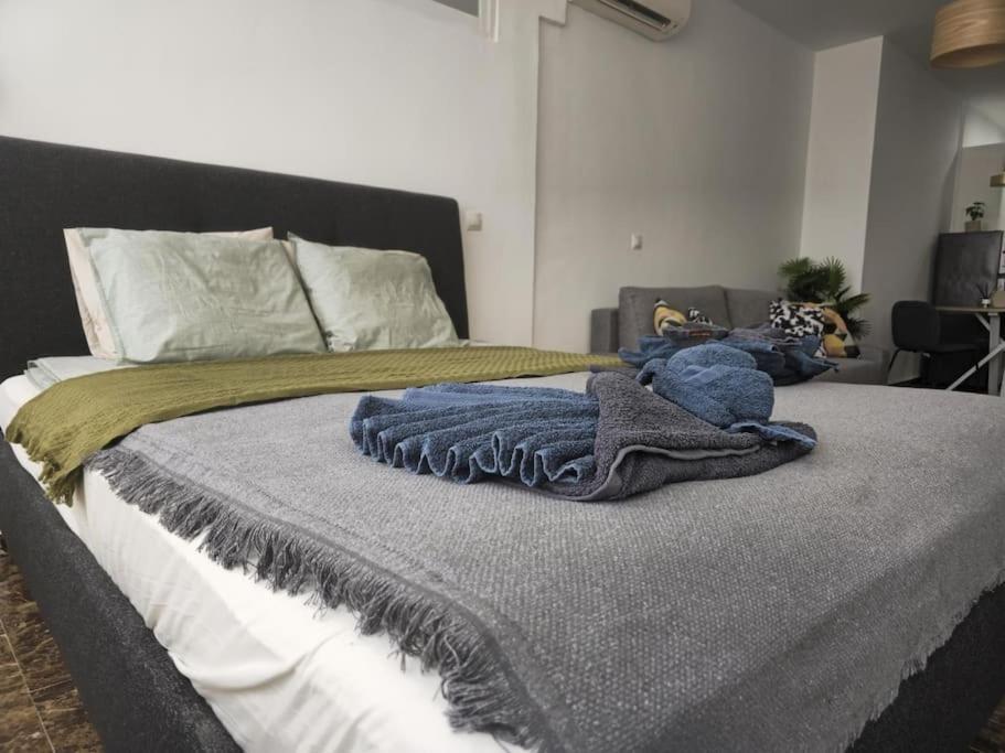 Tao City Center Apartment With Fee Wifi And Air Con By Namaste Elite Torremolinos Kültér fotó